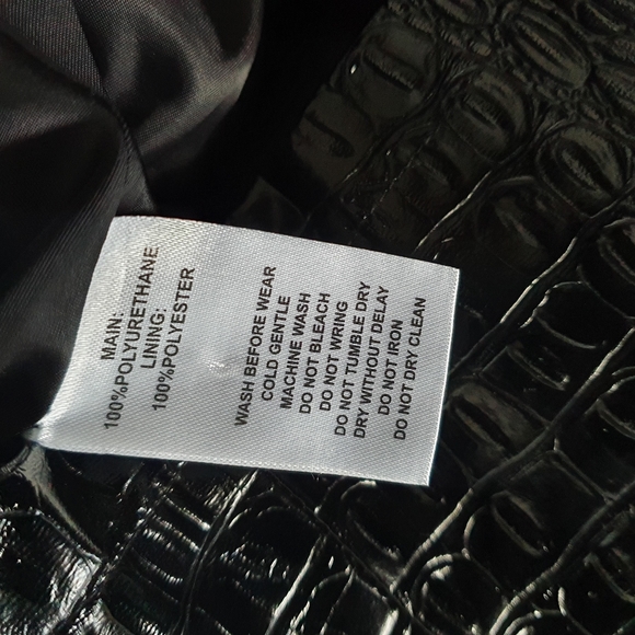 Atmos&Here Bianca Belted Mini Skirt faux Leather size 8 Black NWOT - Picture 7 of 7